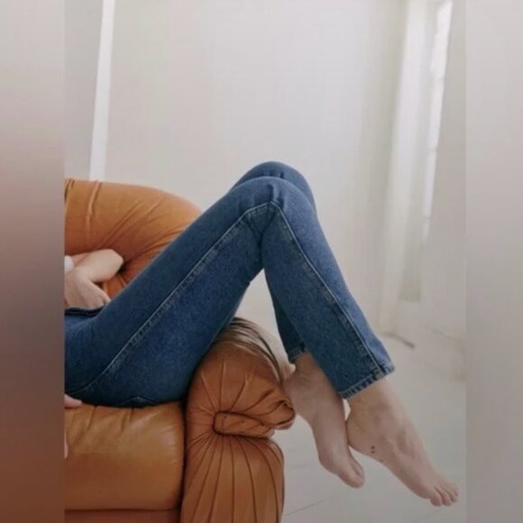 Sezane Denim - Sezane Jeans Brut Sexy Straight Leg Medium Wash